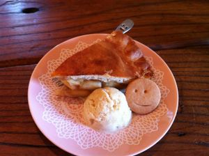 Vegan apple pie, soy ice cream and cute smiley cookie at Cafe Sora in Jogasaki