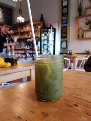Iced Green Tea with lemon & Mint at Juice and Java in Miami Beach