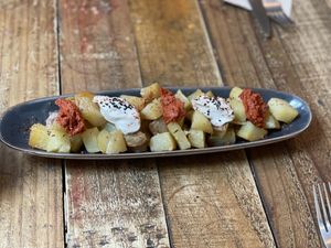 Bravas (allioli vegano)  at The Juice House in Barcelona