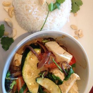 Thai Red Curry with Tofu at The Crabapple Cafe in Brackendale