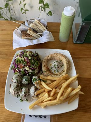 Full plata, the portion is very big (115 pesos)  at Falafel Nessya in Playa Del Carmen