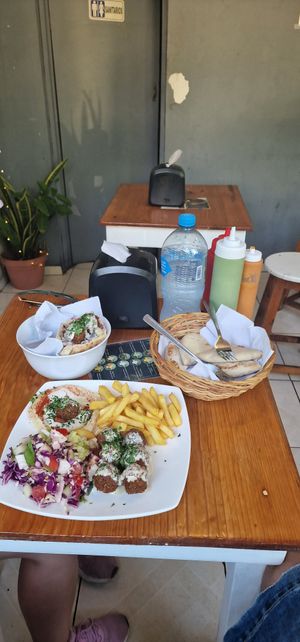 Lunch at Falafel Nessya in Playa Del Carmen