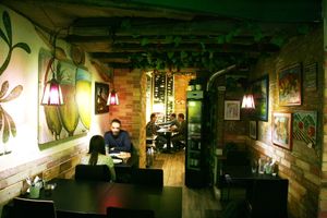 Cozy atmosphere at Olive Tree Hummus Original in Budapest