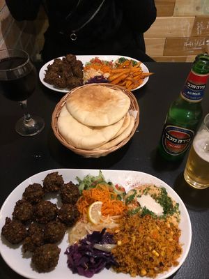 OBS it’s cheese on the couscous and yogurt on the hummus so be aware at Olive Tree Hummus Original in Budapest