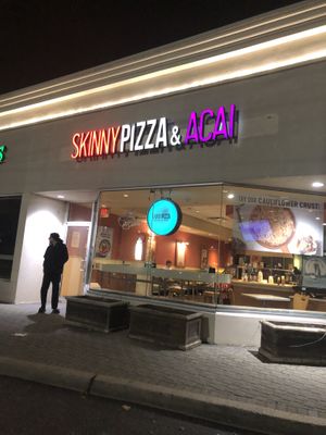 Front door   at Skinnypizza in Roslyn Heights