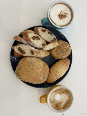 Fig bread, jalapeño and olive bread, tuna bread, coffees  #Veganuary at The Bread Blue - Nogosan in Seoul