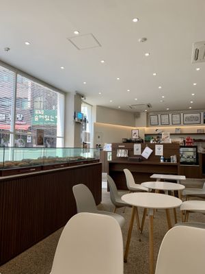 Inside the bakery, on the left the baked goods  at The Bread Blue - Nogosan in Seoul