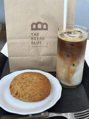 Tuna Croquette and Vanilla Latte: Both Amazing  at The Bread Blue - Nogosan in Seoul