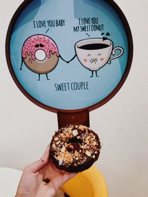 vegan chocolate with nuts at Donaccino in Dubai