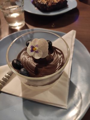 Mousse de chocolate y coco at Coca Sova in Dublin