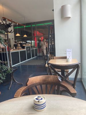  at Mamacoffee in Prague