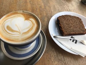 Latte and banana bread at Mamacoffee in Prague