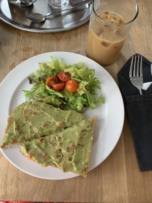 Avocado bread with relish  at Mamacoffee in Prague