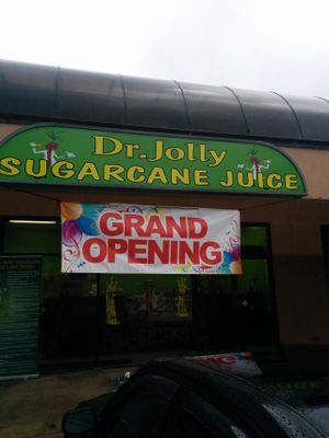 Shop from the outside at Dr. Jolly Sugarcane Juice in Rosemead