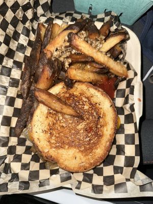   at Le Voyeur in Olympia