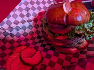 Chubby dubby at Le Voyeur in Olympia