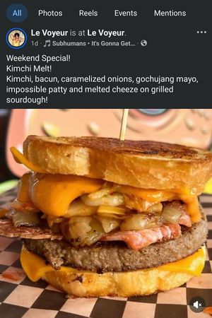  at Le Voyeur in Olympia