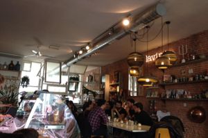 Inside at Lavinia Good Food - Centrum in Amsterdam