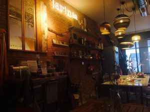 so cozy at Lavinia Good Food - Centrum in Amsterdam