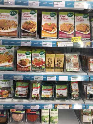 Seitan, vegan meat  at Biocoop L'Onde Bio in La Londe-les-maures