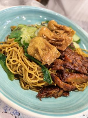 Wanton char siew noodle at Onn Vegetarian 安顺素食 in Central Singapore