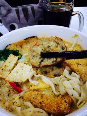 Every dish is packed with flavor. at Onn Vegetarian 安顺素食 in Central Singapore