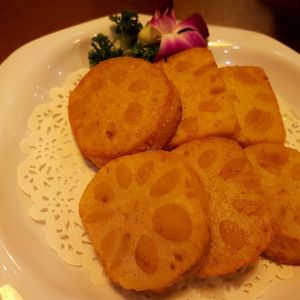 their lotus cake at Veggie Family 素食一家 in Kowloon