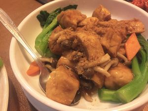 Tofu, mushroom and veggie stir-fry at Veggie Family 素食一家 in Kowloon