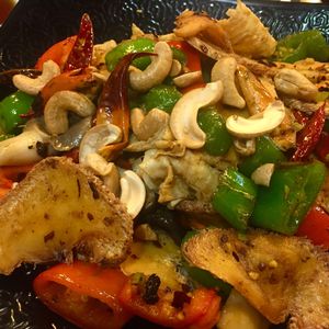 Spicy monkey head mushrooms w bean curd, mushrooms, peppers and cashews at Veggie Family 素食一家 in Kowloon