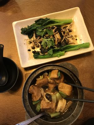 Bean curd roll and hot pot at Veggie Family 素食一家 in Kowloon