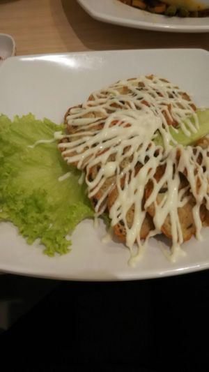 jade roll at Clover 8 in East Singapore