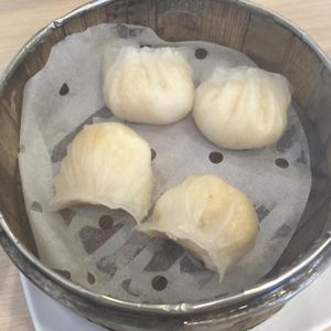 shrimp dumpling at Clover 8 in East Singapore
