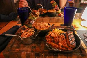 bbq platter at Yemanja Woodfired Grill in Oranjestad