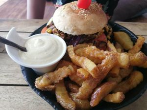Burger cheese at Eat.Co in Koh Phangan