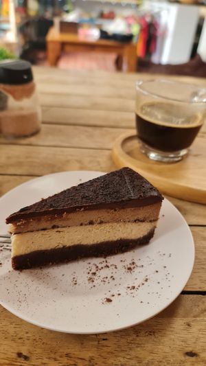 Tiramasu cake at Eat.Co in Koh Phangan