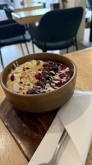 Asahi bowl  at Eat.Co in Koh Phangan