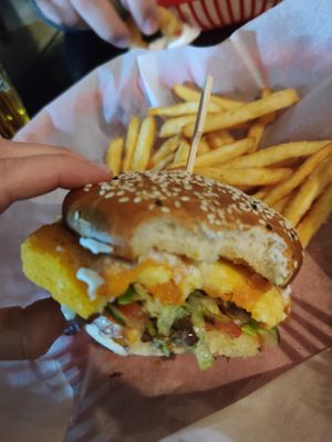 Vegan Cheeseburger at Belzepub in Prague