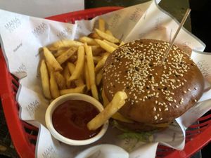 The Chilli Burger  at Belzepub in Prague