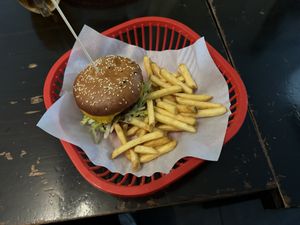 original burger  at Belzepub in Prague