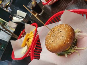  at Belzepub in Prague