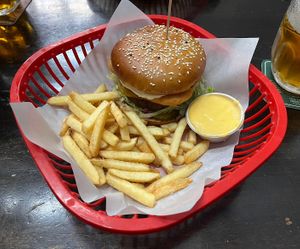 U.S. Burger  at Belzepub in Prague