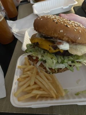 Mexican burger  at Belzepub in Prague