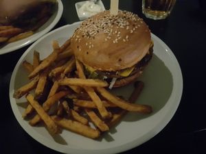 Belzevegan burger at Belzepub in Prague