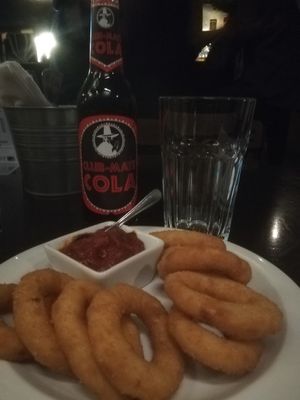 Onion rings at Belzepub in Prague