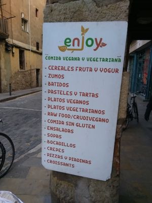 Food they might have at Enjoy Vegan in Barcelona