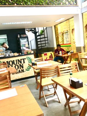 Awesome chill vibe... but spotlessly clean & immaculately tidy 💗 at Mount Zion Vegano in Sao Paulo