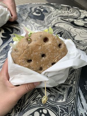 Rotkrautburger  at Die Vegane Art von Delikart in Jena