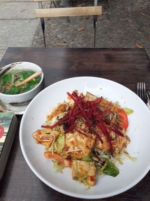  at Cat Tuong in Berlin