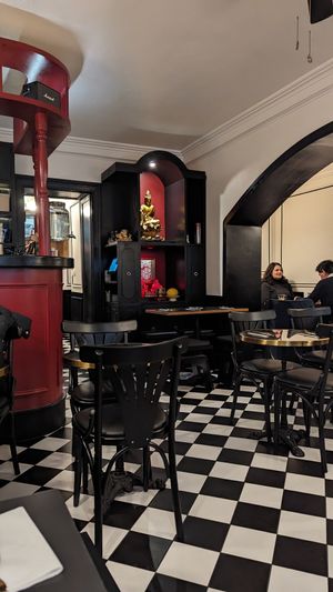  at Cat Tuong in Berlin