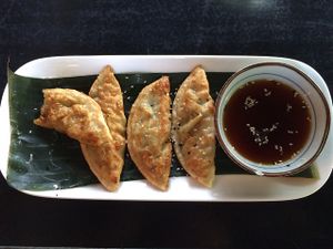 gyoza mit Füllung  at Cat Tuong in Berlin